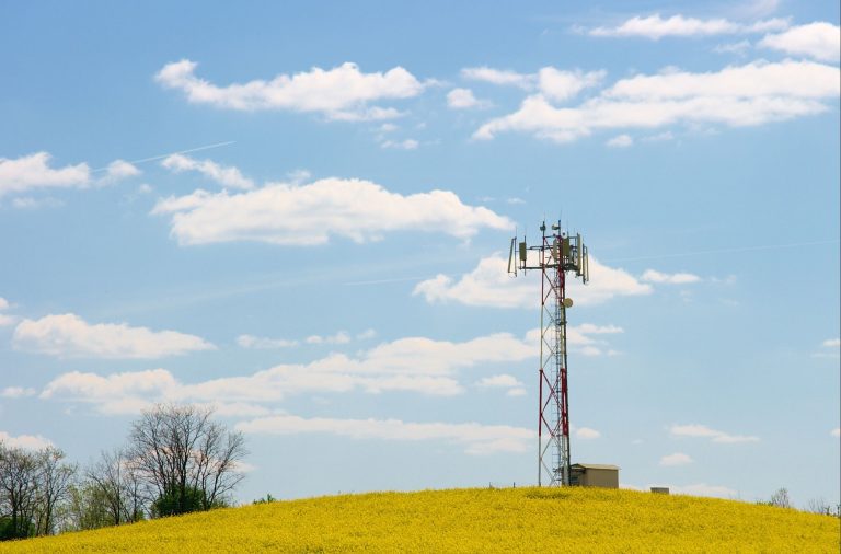 Argentina: Enacom liberará banda de 450 MHz para conectividad rural