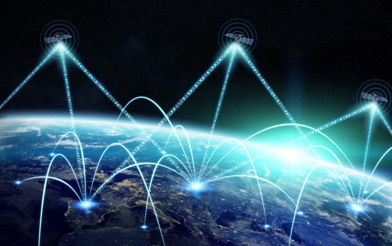 Geely construirá una red satelital para vehículos conectados y autónomos