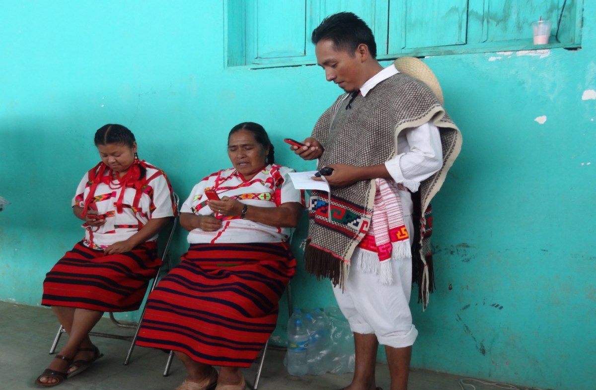 Lanzan telefonía celular para las comunidades indígenas