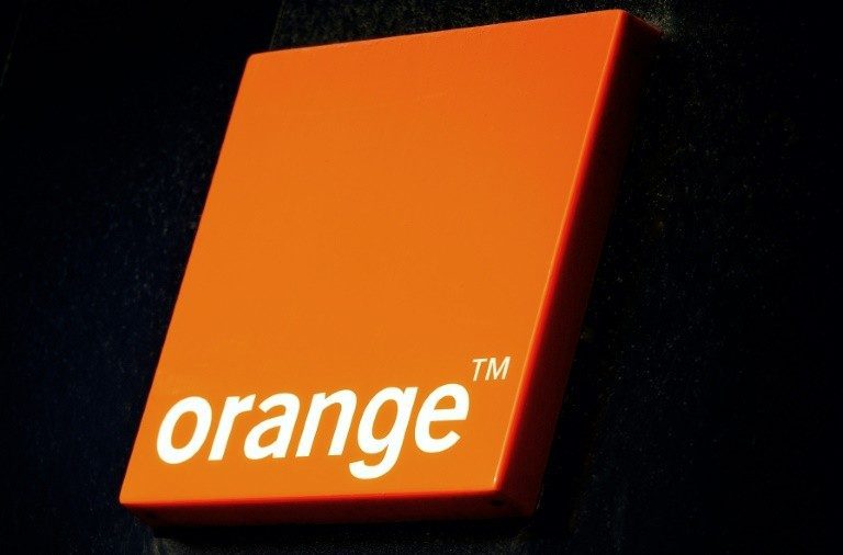 Orange Polonia concluye proceso para crear empresa de fibra con APG