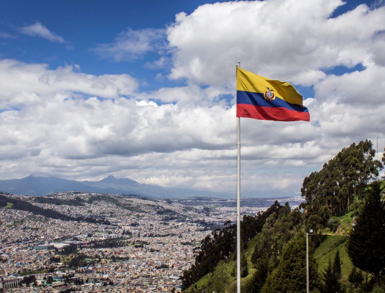 Ecuador implementa reformas para impulsar crecimiento del sector de las telecomunicaciones