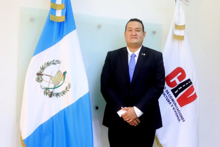 Guatemala nombra a nuevo superintendente de Telecomunicaciones