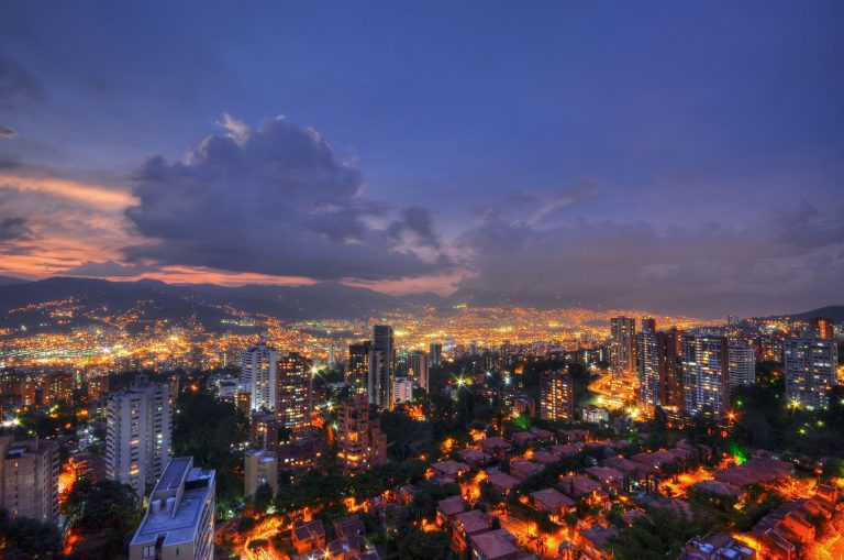 5G es una oportunidad para que las ciudades adquieran un nuevo rol en el marco global: alcalde de Medellín