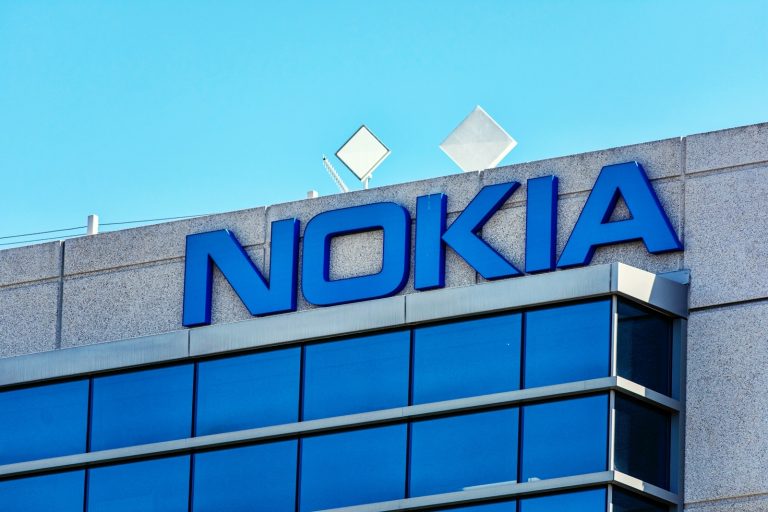 Nokia moderniza su cartera de software con ayuda de Inteligencia Artificial