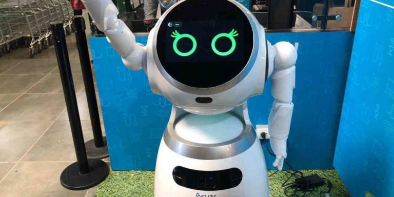 España | Vodafone colabora en un proyecto de logística autónoma con un robot controlado gracias a conectividad IoT