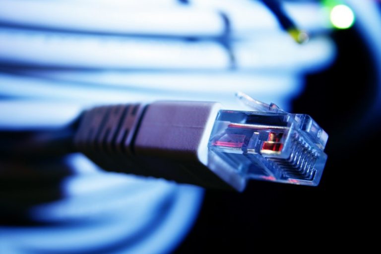 Precio de la banda ancha de fibra disminuyó 10% en 2021