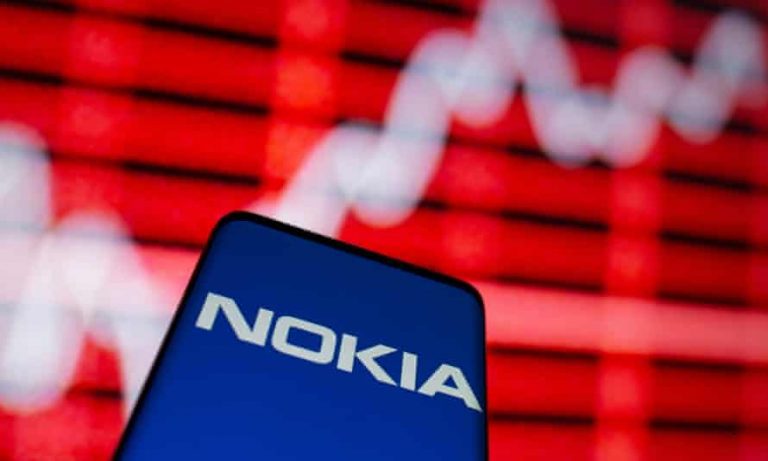Nokia sube ventas pero resiente los problemas en la cadena de suministro