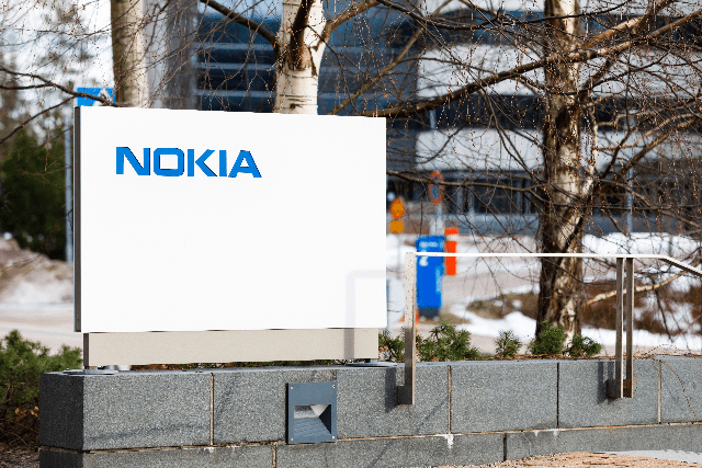 Nokia reajusta su compromiso con la reducción de emisiones de carbono