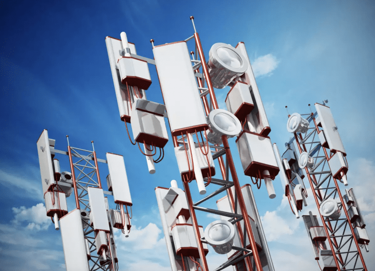 Brasil | São Paulo: empresas questionam licença de antena atrelada à instalação na periferia