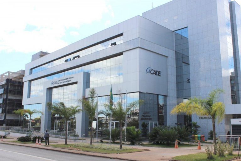 Brasil | CADE marca para 9 de fevereiro decisão sobre venda da Oi Móvel aos concorrentes