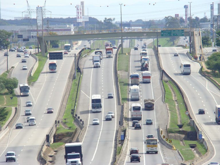 Brasil | Leilão 5G: redes das rodovias deverá ser aproveitada por todos, diz MCom