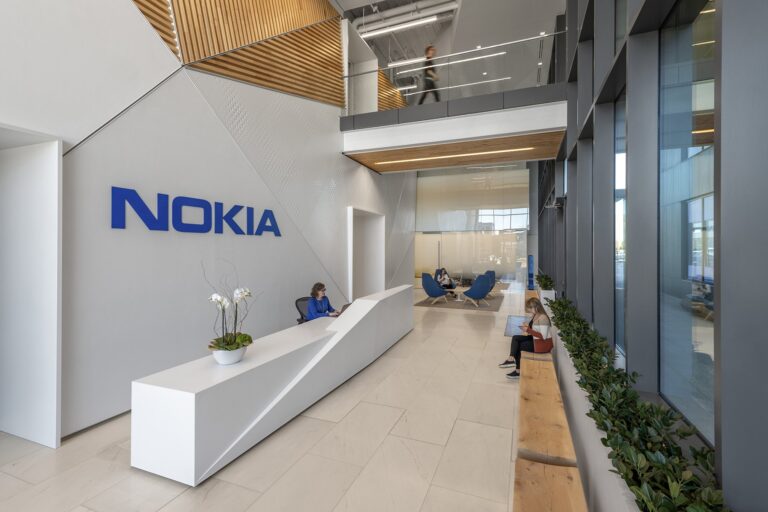 Nokia supera expectativas, impulsada por 5G y servicios Cloud
