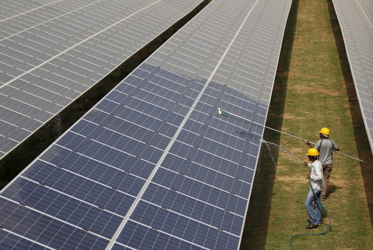 Claro Brasil: energía sostenible abastecerá 80% de las operaciones en 2022