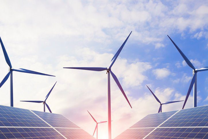 Claro: Energia sustentável vai abastecer 80% das operações em 2022