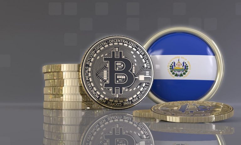 El Salvador | El Bitcoin vale $33,600 menos que cuando entró en vigencia