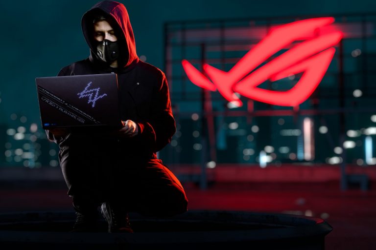 Asus colabora con el DJ Alan Walker para rediseñar su laptop gamer ROG Zephyrus G14