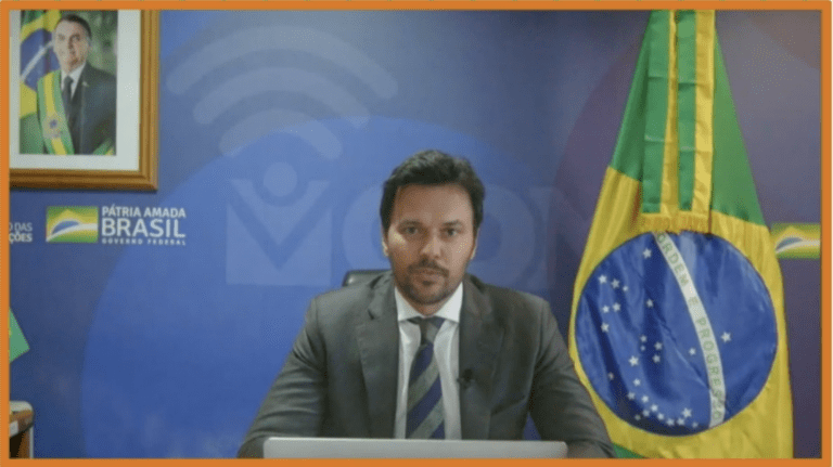 Todos os celulares fabricados no Brasil terão rádio FM até 2023, diz Fábio Faria