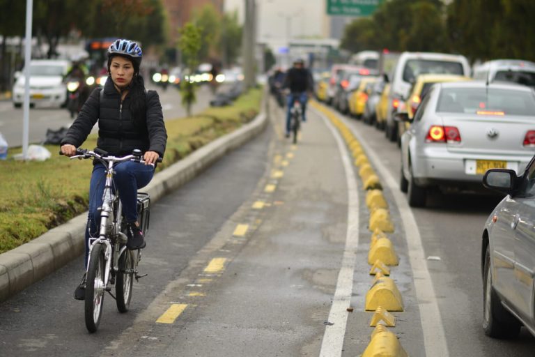 Bogotá agilizará servicios de movilidad con ventanilla única digital