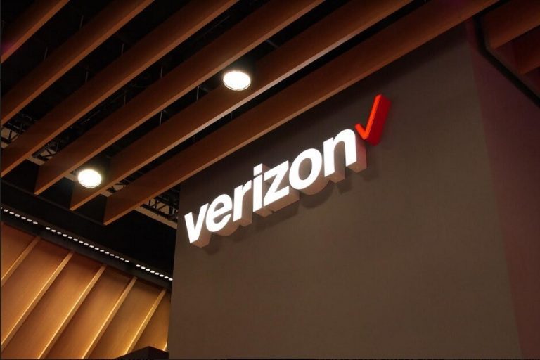 Verizon paga 3 mil 600 mdd a América Móvil por Tracfone