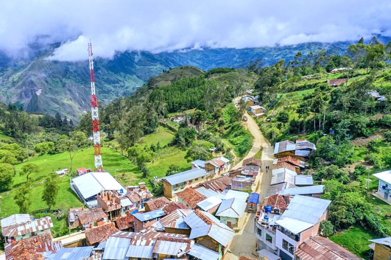Perú | Ministro Juan Silva inauguró antena de telecomunicaciones 4G en Chota