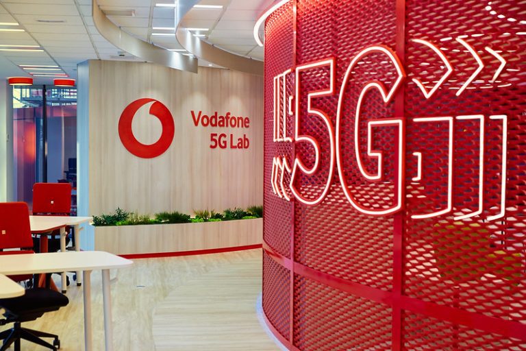 Vodafone España crea laboratorio para potenciar 5G con Ericsson y Samsung
