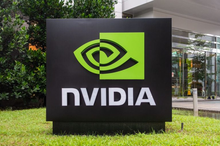 Negocio de Nvidia es impulsado por centros de datos para IA y videojuegos