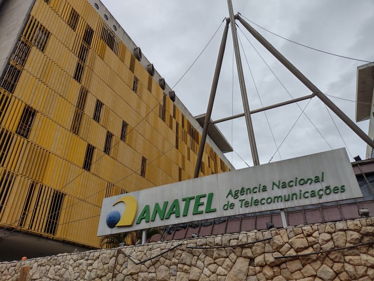 Brasil | Anatel moderniza o envio de alertas de desastres à população