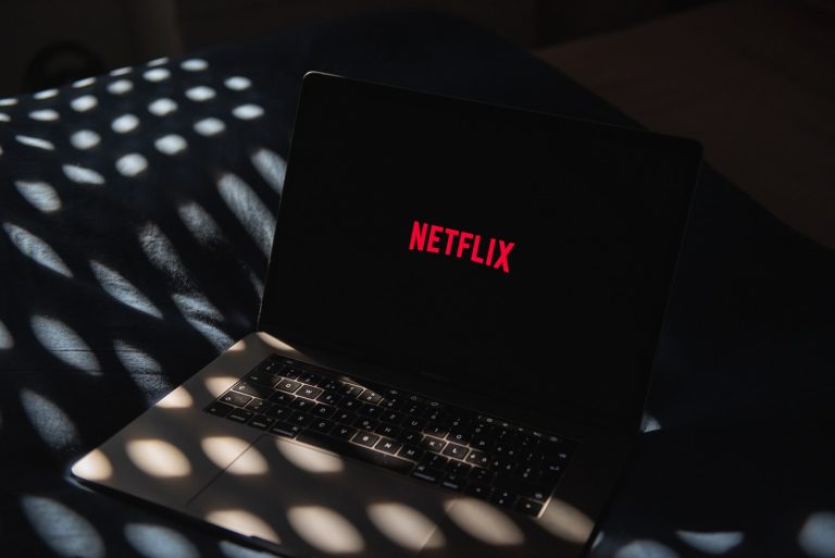1 de cada 3 hogares colombianos consume Netflix o algún servicio OTT