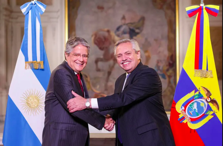 Presidente de Ecuador propone crear una “gran zona de libre comercio” en América Latina