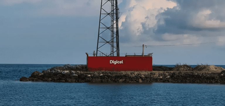 Digicel prepara salida de Panamá por fusión de C&W y Claro