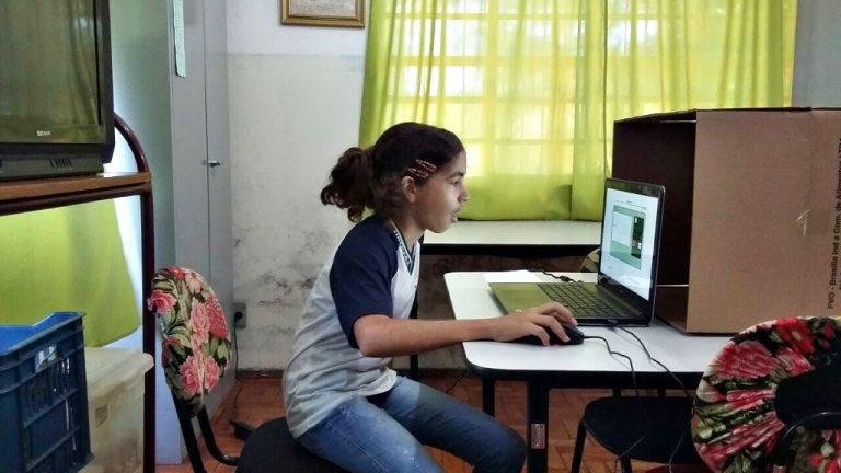 Ecuador | Investigación revela que hay menos jóvenes interesados en seguir bachillerato en la rama de Informática