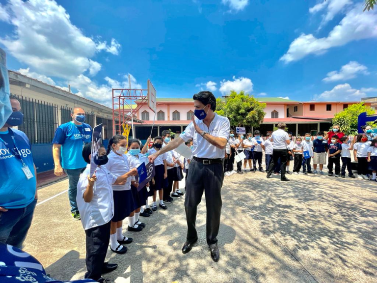 Tigo reafirma compromiso con la conectividad y la educación digital en Honduras