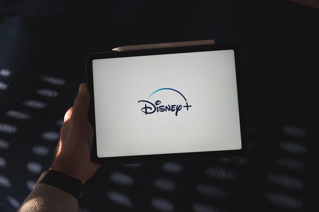 Disney+ hace temblar a Netflix superando los pronósticos de crecimiento