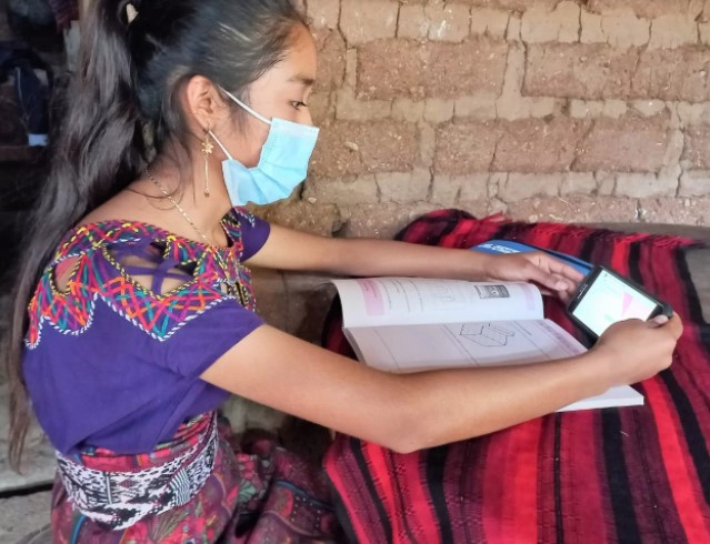 Guatemala | Refuerzan potencial de niñas en la tecnología