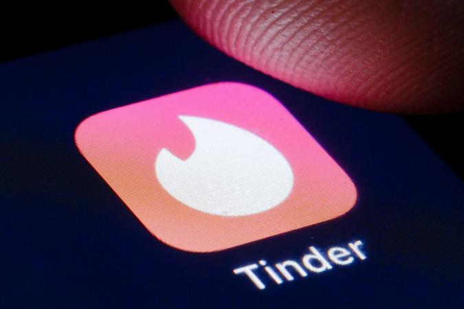 Tinder y Google llegan a un acuerdo temporal para permanecer en la tienda de aplicaciones