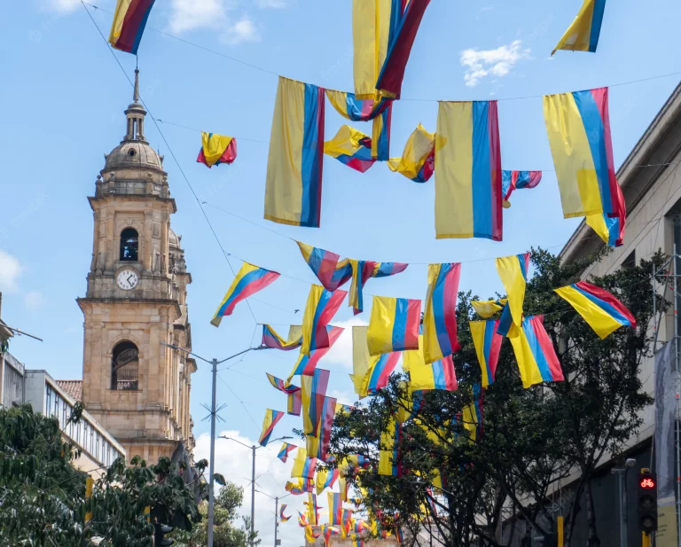 Colombia | Equipo de empalme recomienda analizar condiciones para renovación de uso de espectro y pensar en 5G