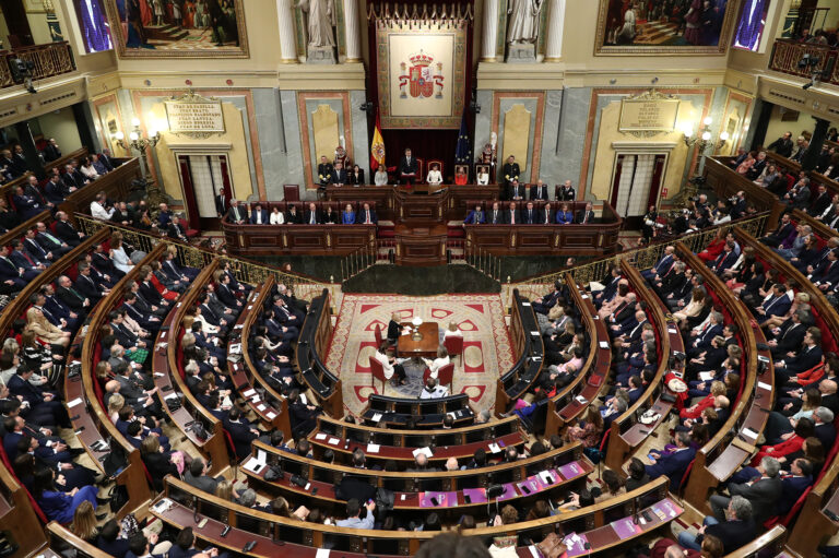 Congreso de España aprueba Ley General de Telecomunicaciones