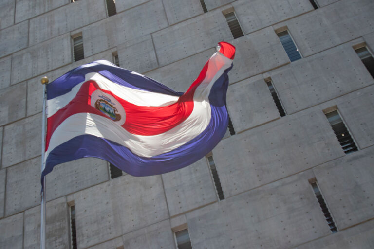Nuevo gobierno de Costa Rica traza plan de desarrollo telecom
