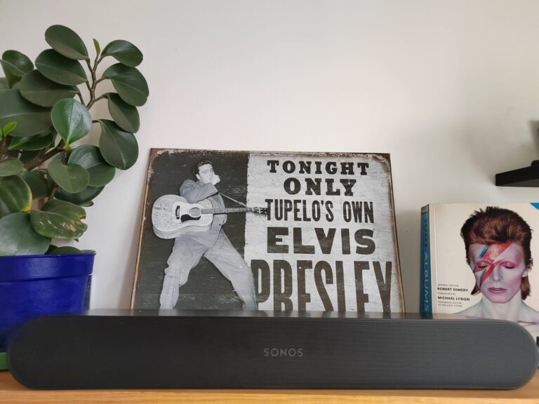 DPL Tech Review | Sonos Ray, una barra compacta para un fanático de Elvis Presley