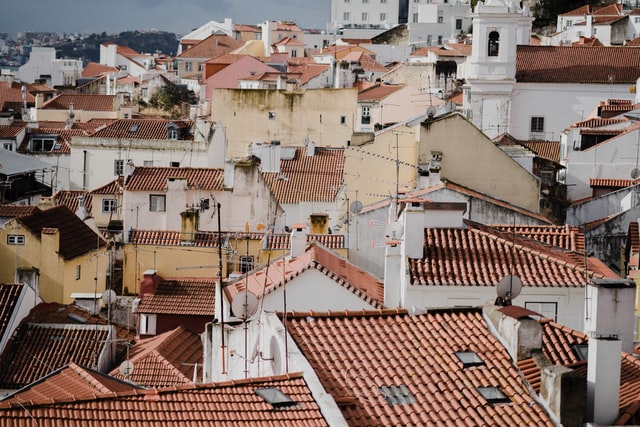 Meo y Vodafone cubrirán 100 barrios de Portugal con banda ancha a 100 Mbps