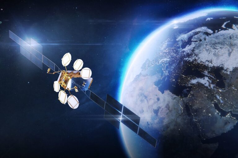 Brasil | Anatel autoriza a exploração no Brasil do satélite russo Express AM8