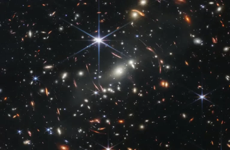 El James Webb nos comparte su sorprendente primera imagen a color del universo