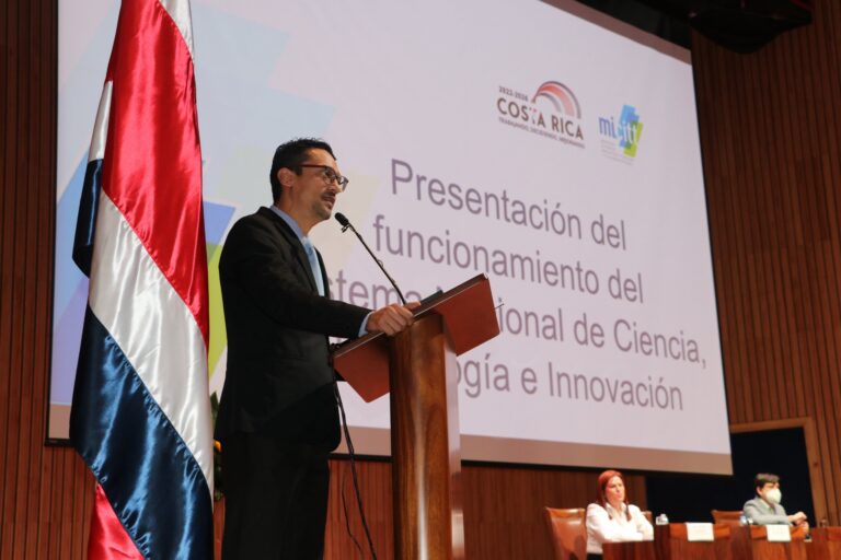 Sistema Nacional de Ciencia, Tecnología e Innovación de Costa Rica busca cerrar brecha digital