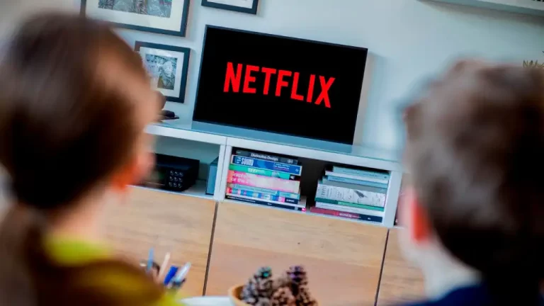 Especulan precio del próximo plan de Netflix con publicidad