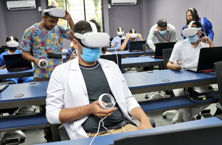 El Salvador | Universidad inaugura el primer laboratorio de realidad virtual