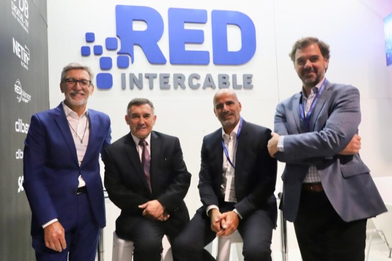 Red Intercable ya comercializa Flow, el VoD de Telecom Argentina