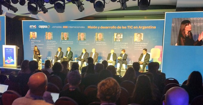 Industria TIC de Argentina firma manifiesto para el desarrollo del sector