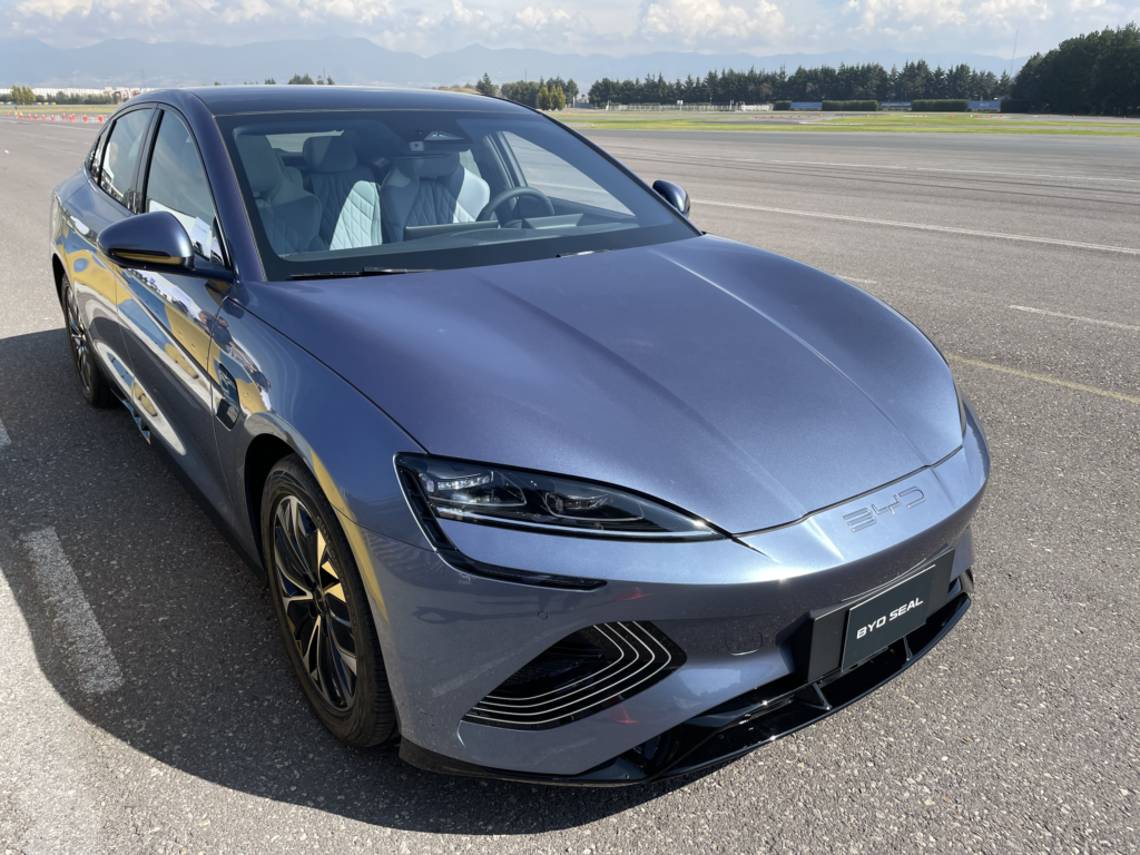 El electrizante BYD Seal es un oleaje de tecnología, diseño y sustentabilidad 2 dplnews byd seal jb281123