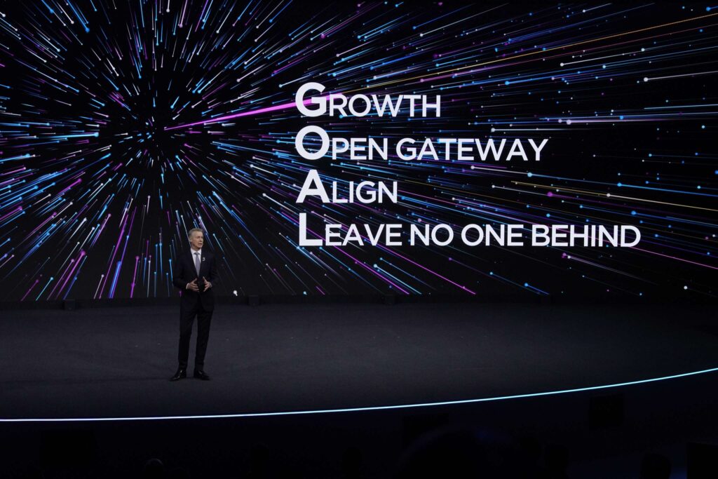 MWC 2024 | Generar nuevos ingresos y colaborar con nuevos actores, retos de la industria móvil 1 dplnews Mats Granryd mwc24 gsma mc26224