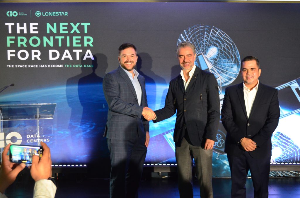 KIO, pionero en Latinoamérica en almacenar datos en el espacio junto con Lonestar 1 dplnewsOctavioCamarenaCEOKIOSteveEiseleCROLonestar rp18092025